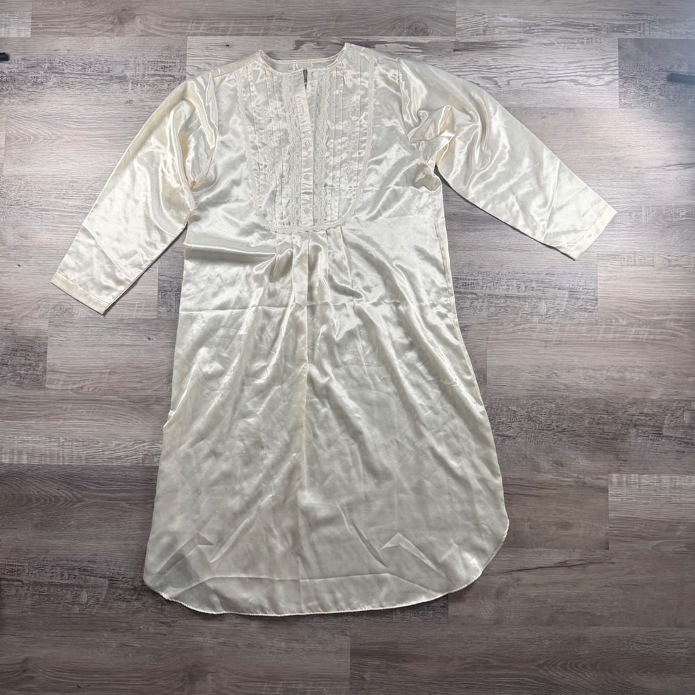Vintage Erika Taylor Ivory Satin Nightgown Lace Embroidered Sm Chemise Country